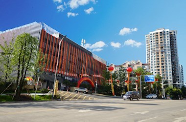 龍馳路停車場